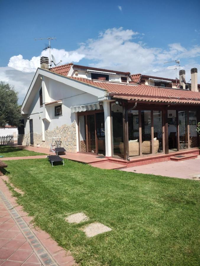 L'Americano Villa Mery מראה חיצוני תמונה